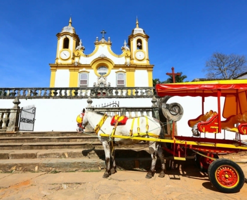 Pousadas em Tiradentes MG passeio charrete